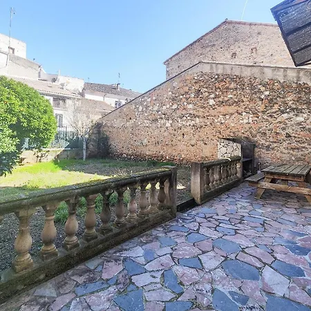 Maison De *